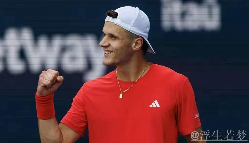 门希克直落两盘击败德约科维奇,夺得迈阿密大师赛男单冠军 门希克直落两盘击败德约科维奇,夺得迈阿密大师赛男单冠军