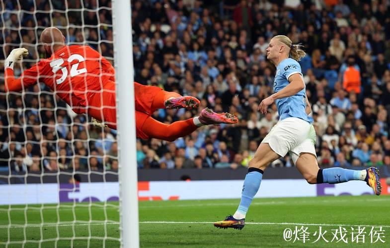 哈兰德欧冠破50球+逼红牌 曼城2-0胜十人那不勒斯 哈兰德欧冠破50球+逼红牌 曼城2-0胜十人那不勒斯